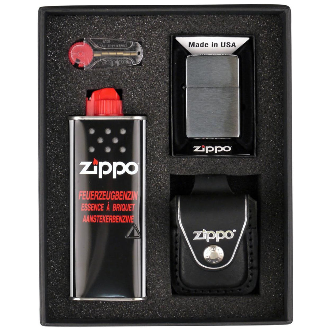 ZIPPO brushed chrome lighter in set w. ZIPPO leather pouch black w. clip