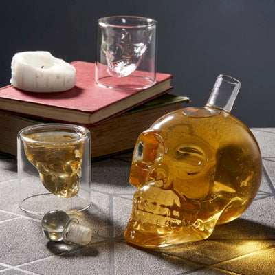 Oak & Steel - Skull Whisky Decanter Set - Carafe + 6 Shot Glass