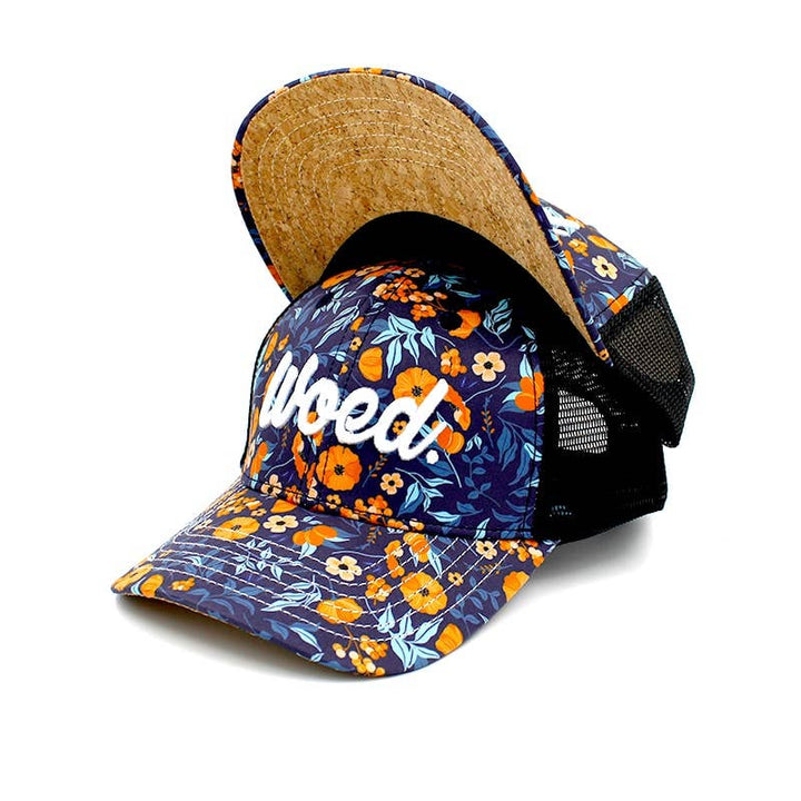 WOED trucker cap i fersken med korkskygge