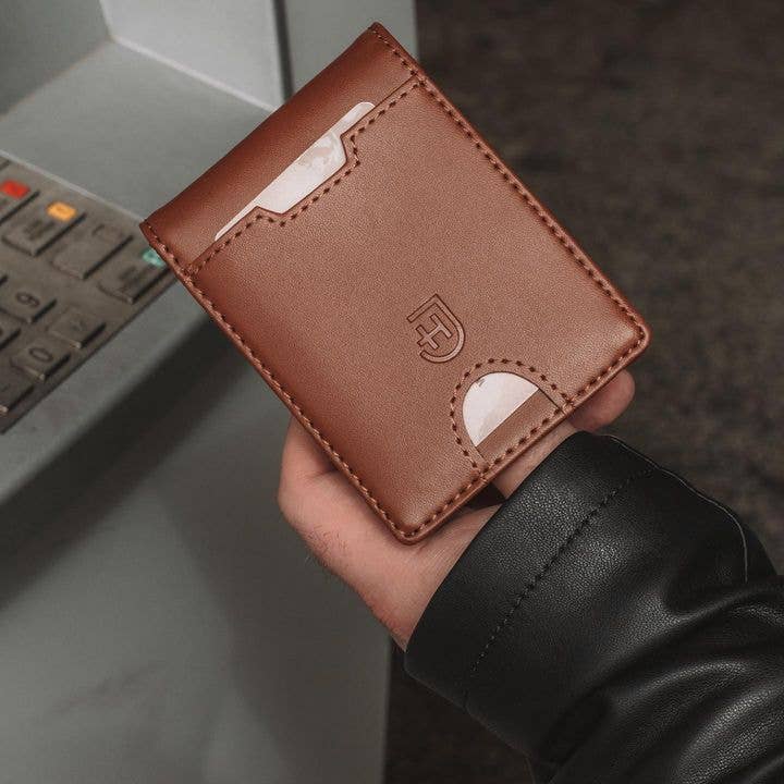 Smart wallet in slim leather for men