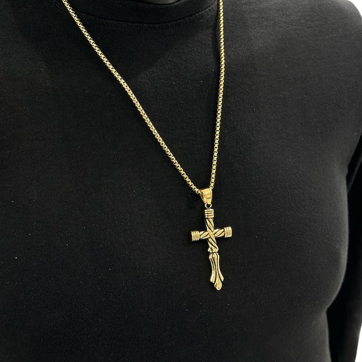 Vikinge Kors vedhæng i rustfrit stål med kæde - guld eller sølv