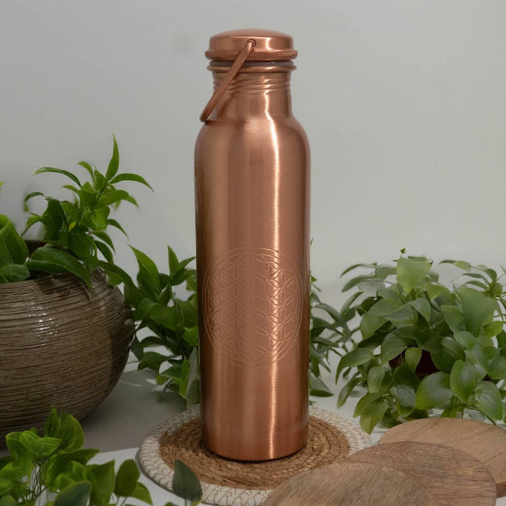 Ren kobber vandflaske flower of life med håndtag ± 950 ml