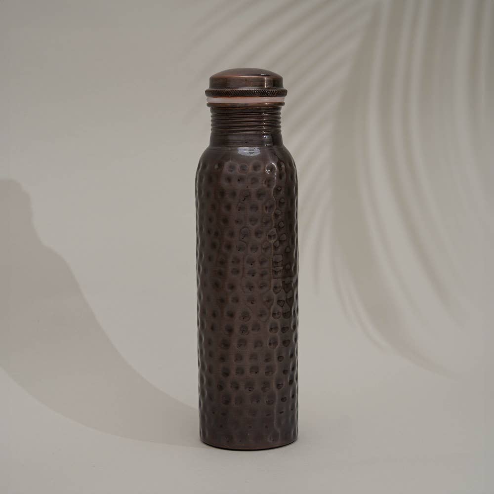 Ren Kobber Vandflaske hamret antik ± 950 ml (tung) - Gave Ide fra Ayurveda Specialist B.V. hos The Prince Webshop