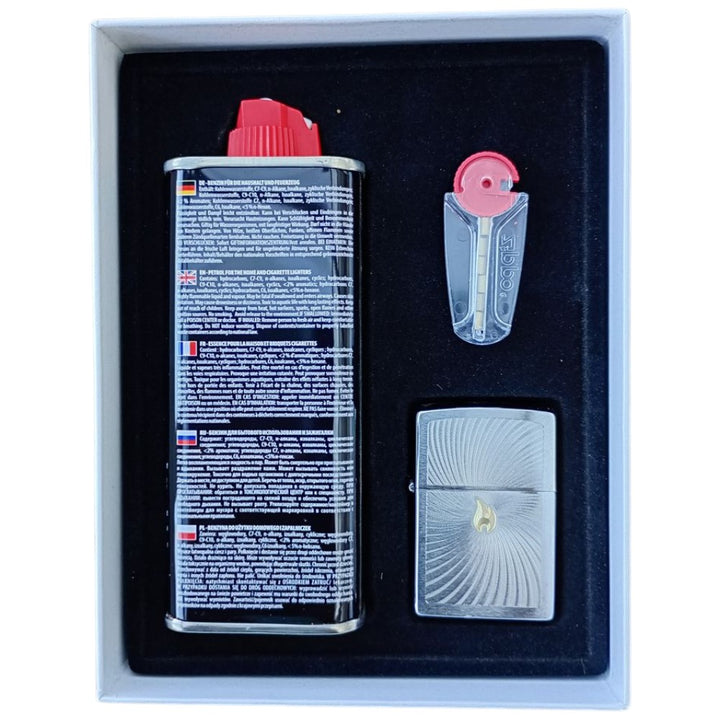 Original Zippo Center Flame Emblem Lighter i Gaveæske