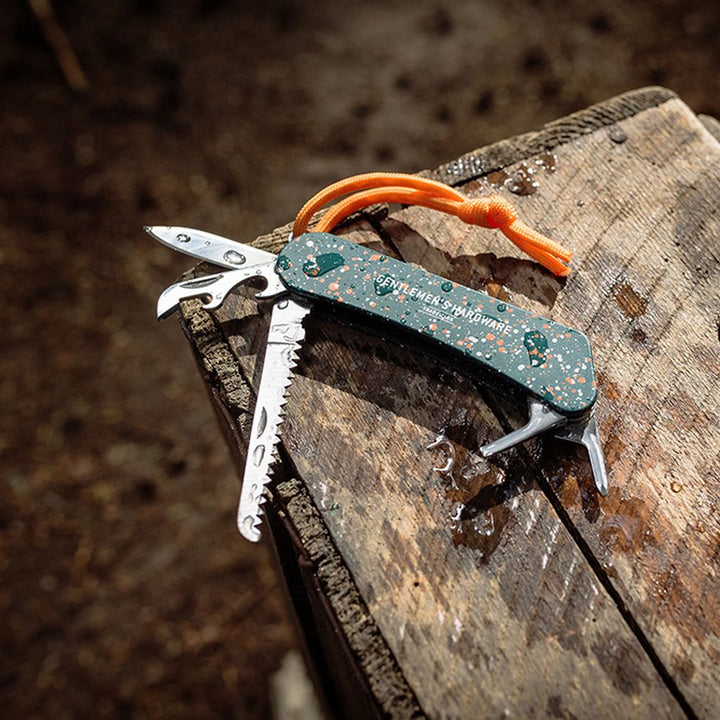 Wilderness Multi Tool m/Firestarter - Sjov Gave fra Gentlemen's Hardware hos The Prince Webshop