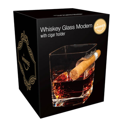 Modern whiskyglas med cigarrhållare