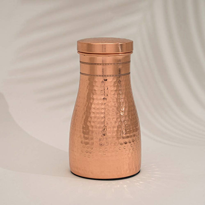 Pure copper decanter hammered ± 950 ml jug