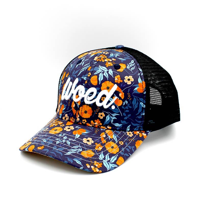 WOED trucker cap i fersken med korkskygge