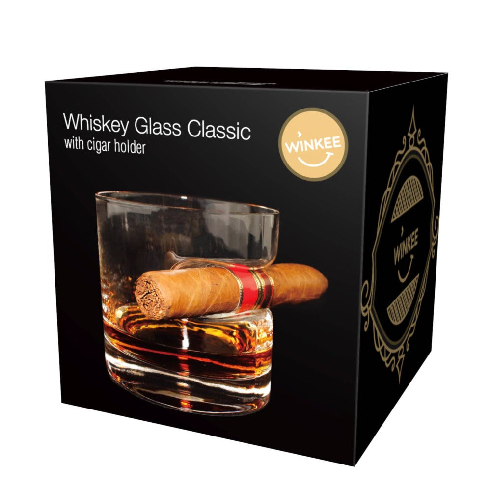 Klassiskt whiskyglas med cigarrhållare