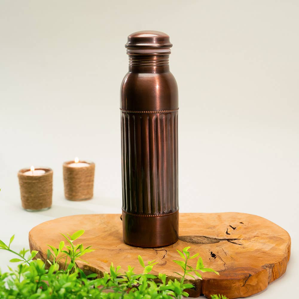 Ren Kobber Vandflaske Dot Lining Antik ± 1 liter - Gave Ide fra Ayurveda Specialist B.V. hos The Prince Webshop