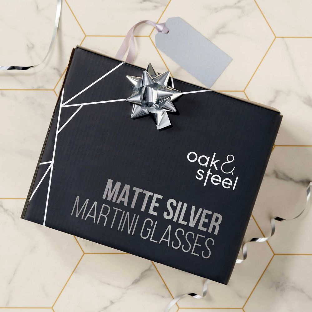 Oak & Steel - 4 Matte Silver Martini Cocktail Glasses - Cocktail Glas fra Oak & Steel hos The Prince Webshop