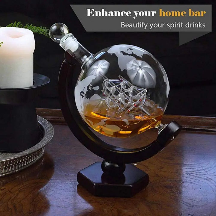 Whiskey Karaffel - Globus med Sejlskib - Whiskey Karaffel fra Bezrat Barware USA hos The Prince Webshop