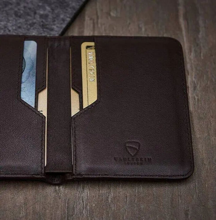 Vaultskin - CITY Card Wallet with RFID Blocking - Brun - Kortholder fra Vaultskin London hos The Prince Webshop