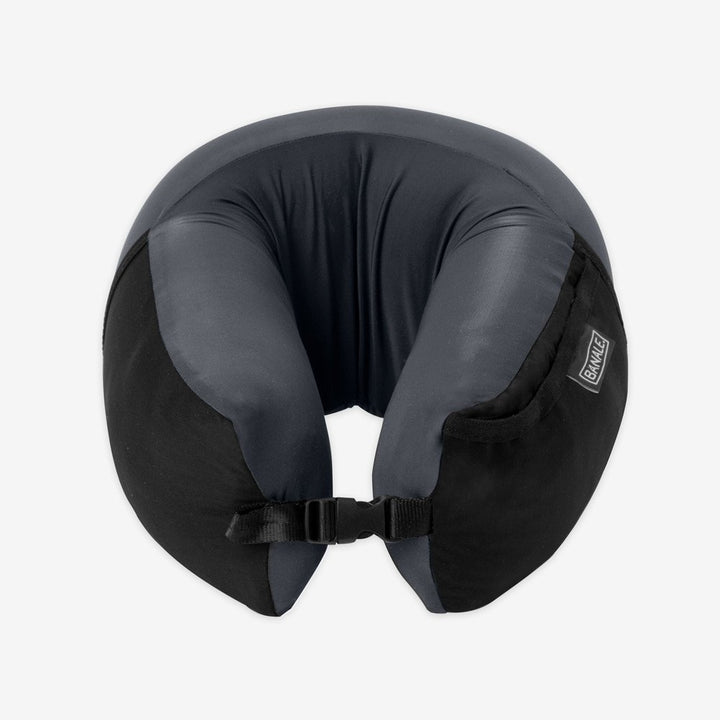 BANALE OMNI PILLOW - multi rejse pude i 3 farver - Rejse Tilbehør fra Banale hos The Prince Webshop